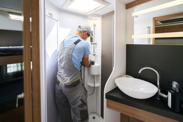 Cost of Shower Servicing in Powder Springs
